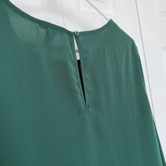 Ladies  blouse - Picture 2 of 2